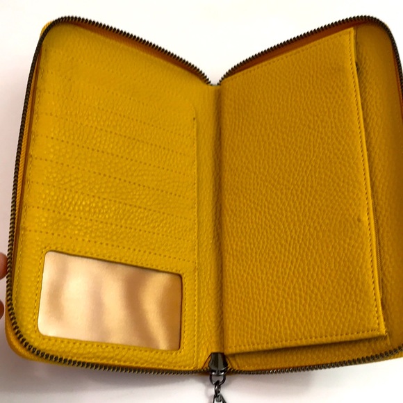 Maxine Noel, Native American artist wristlet, vegan leather, unused - Picture 6 of 7